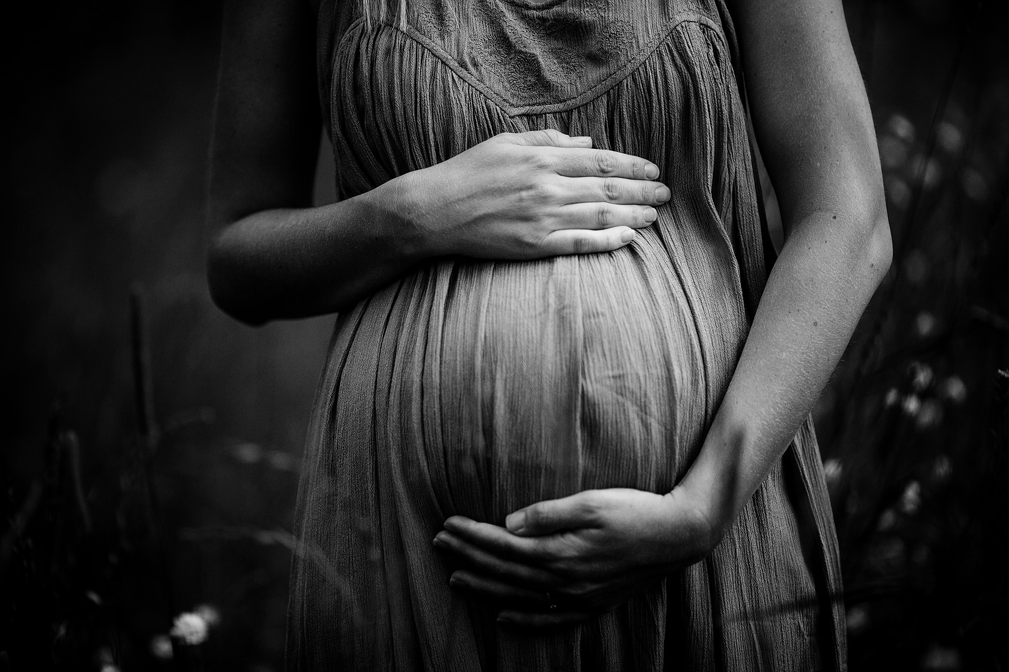 maternity portrait pregnancy belly photo
